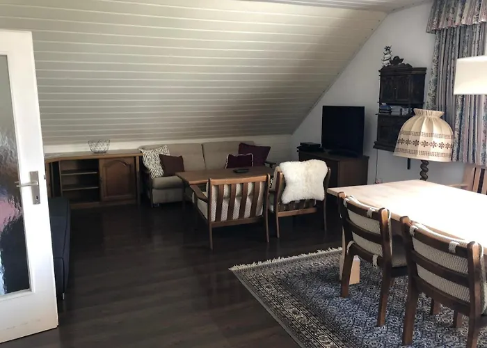 Big Apartment, 72m2, Nature Paradise, Swiming Pool, Table Tennis, Therme شقة